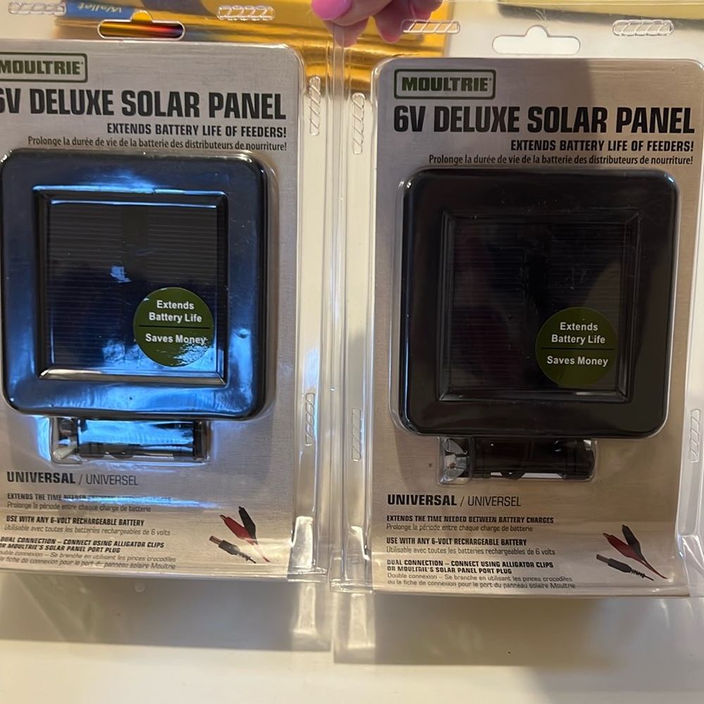 (2) New in Packages Moultie 6V Deluxe Solar Panel for feeders
